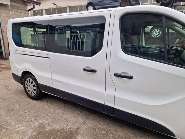 RENAULT Trafic usata, con Autoradio