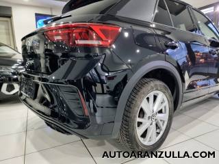 VOLKSWAGEN T-Roc usata, con Autoradio digitale