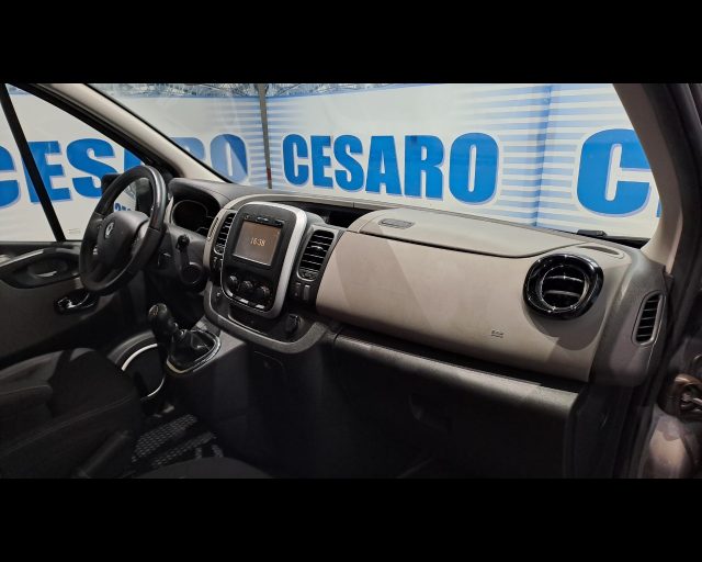 RENAULT Trafic usata 28