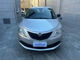 LANCIA Ypsilon usata, con Airbag