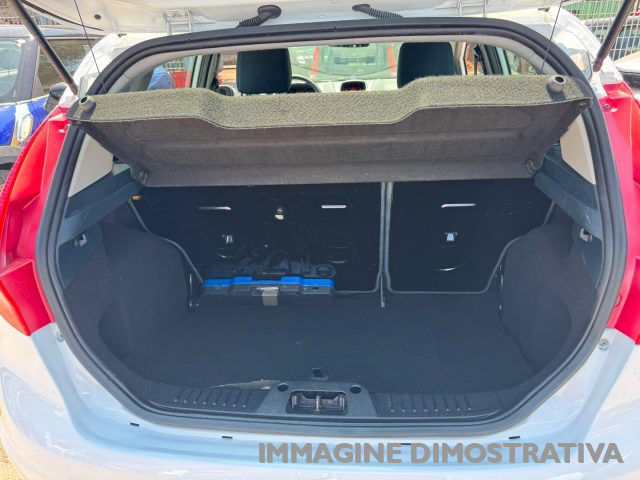 FORD Fiesta usata, con Chiusura centralizzata