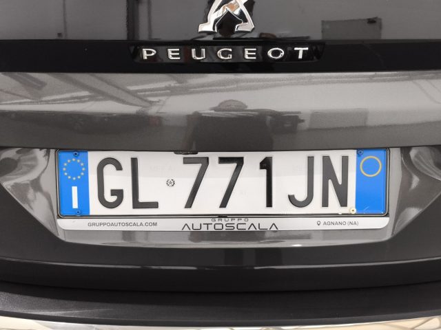PEUGEOT 3008 usata, con Autoradio digitale
