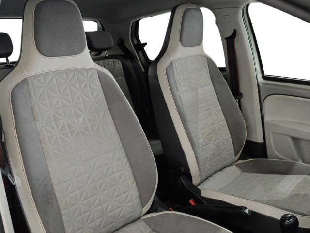 VOLKSWAGEN up! usata, con Cruise Control