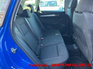 SKODA Karoq usata, con Boardcomputer