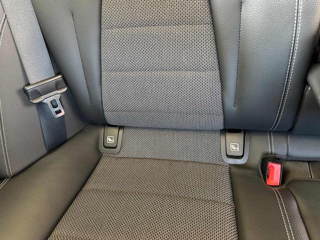MERCEDES-BENZ E 200 usata, con Volante in pelle
