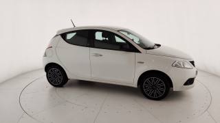 LANCIA Ypsilon usata, con MP3