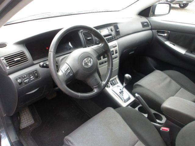 TOYOTA Corolla usata, con Climatizzatore