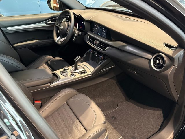 ALFA ROMEO Stelvio usata, con Controllo automatico clima