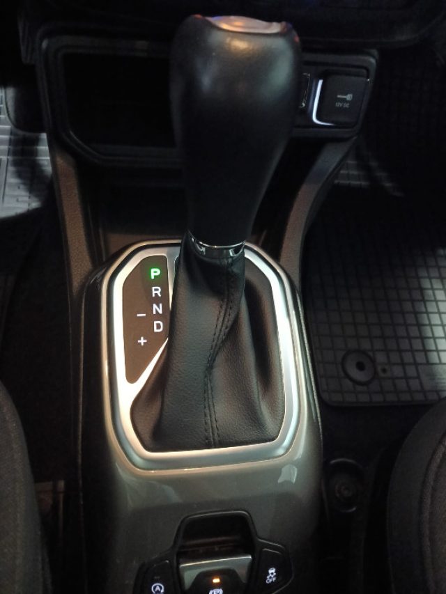 JEEP Renegade usata, con Touch screen