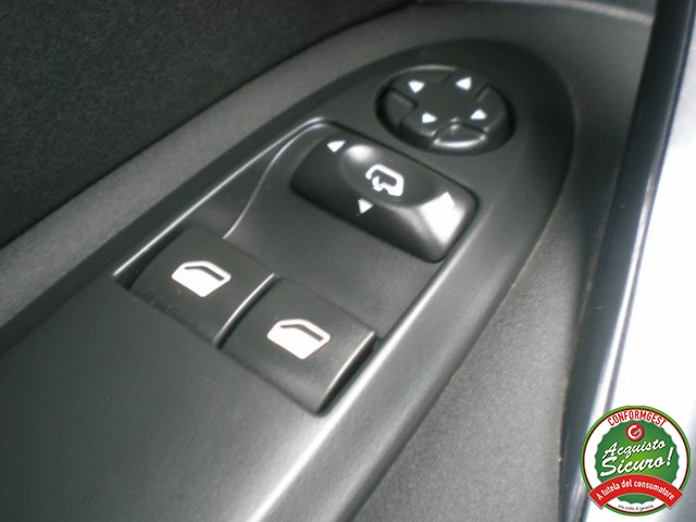 DS AUTOMOBILES DS 4 usata, con Servosterzo