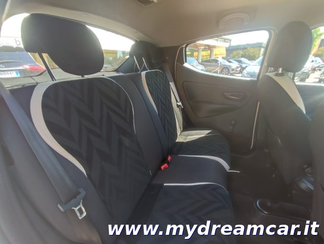 LANCIA Ypsilon usata 14