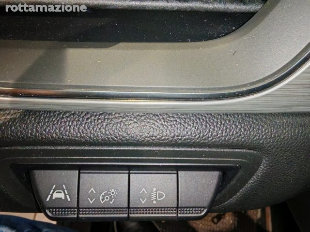 RENAULT Captur usata, con ESP