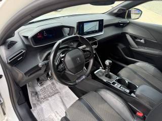PEUGEOT 208 usata, con Sensori di parcheggio posteriori