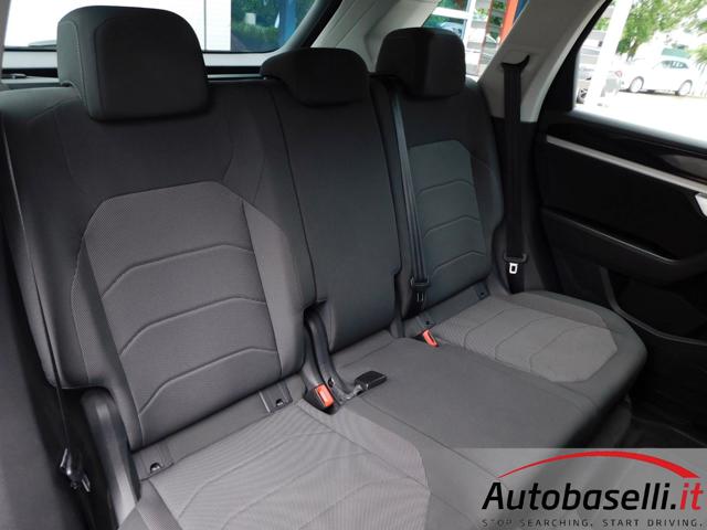 VOLKSWAGEN Touareg usata 59