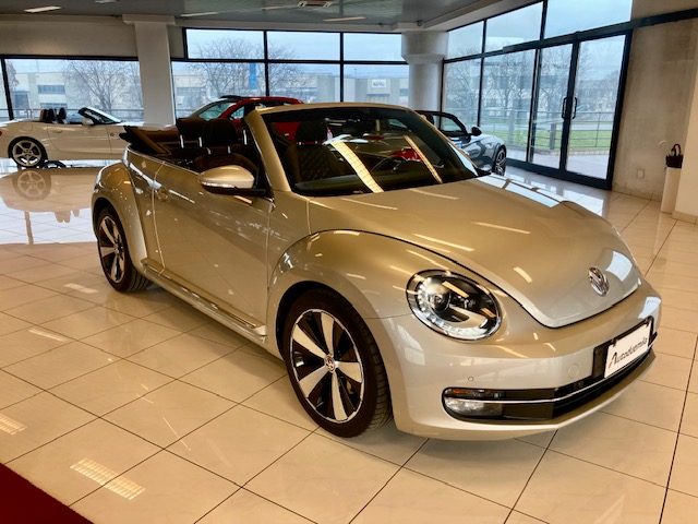 VOLKSWAGEN Maggiolino usata, con Airbag Passeggero