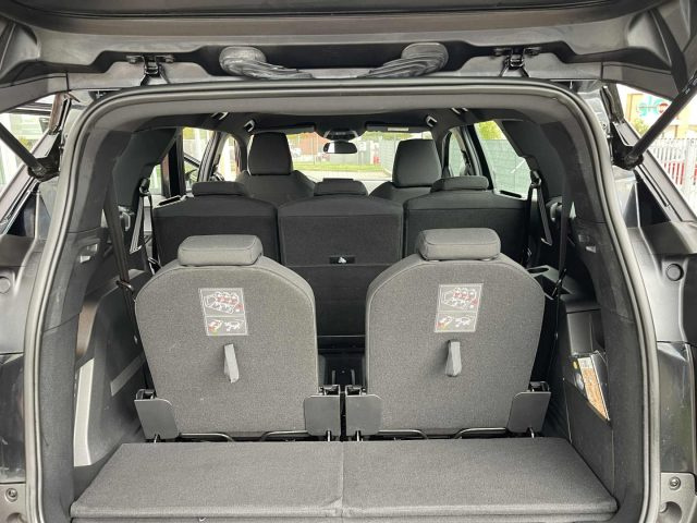 PEUGEOT 5008 usata, con Cruise Control