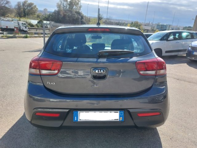 KIA Rio usata 7