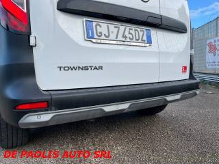 NISSAN Townstar usata, con Luci diurne LED