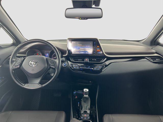 TOYOTA C-HR usata 10