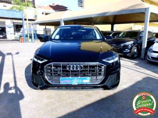 AUDI Q8 usata, con Airbag