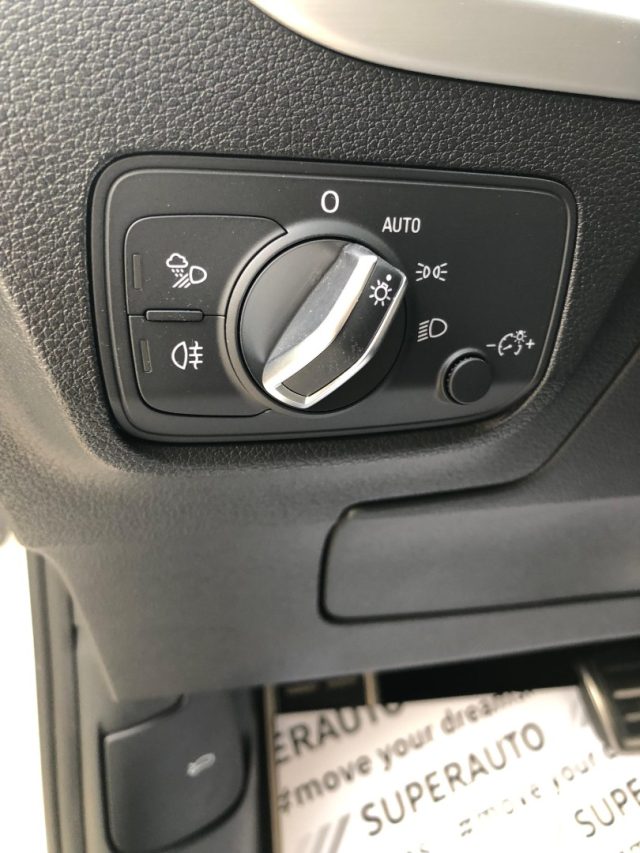 AUDI Q2 usata, con Autoradio digitale
