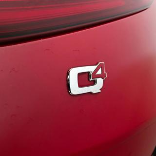 ALFA ROMEO Stelvio usata, con Sensori di parcheggio posteriori