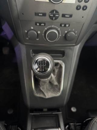 OPEL Zafira usata 15