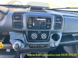 PEUGEOT Boxer usata, con Servosterzo