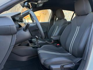 OPEL Corsa usata, con Climatizzatore