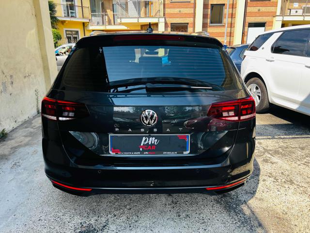 VOLKSWAGEN Passat Variant usata, con Cerchi in lega
