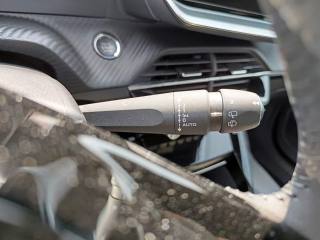 PEUGEOT 2008 usata, con Servosterzo