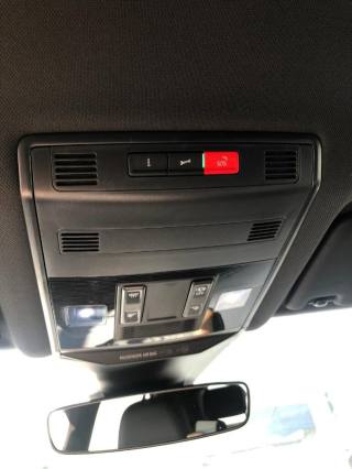 VOLKSWAGEN T-Roc usata, con Isofix