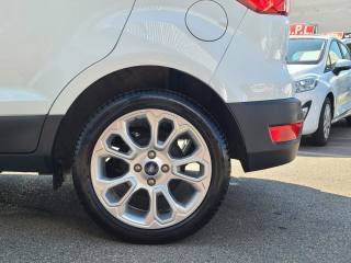 FORD EcoSport usata 26
