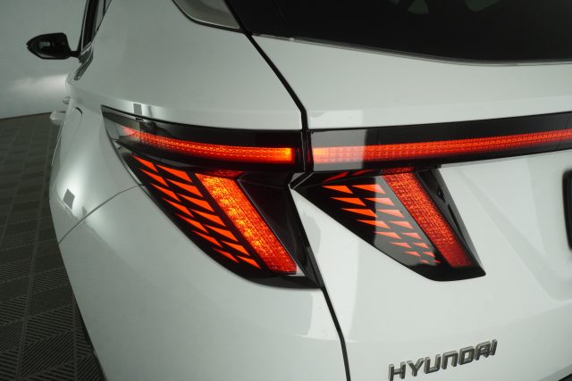 HYUNDAI Tucson usata 16
