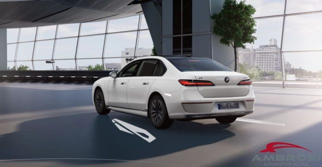 BMW i7 usata 3
