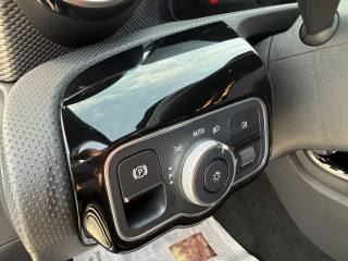 MERCEDES-BENZ A 180 usata, con Bluetooth