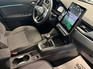 RENAULT Captur usata, con USB
