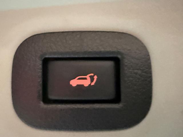 NISSAN X-Trail usata, con Fari Xenon