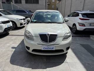 LANCIA Ypsilon usata, con Airbag