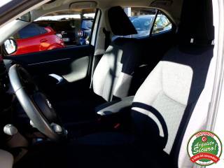 TOYOTA Yaris Cross usata, con Controllo automatico clima