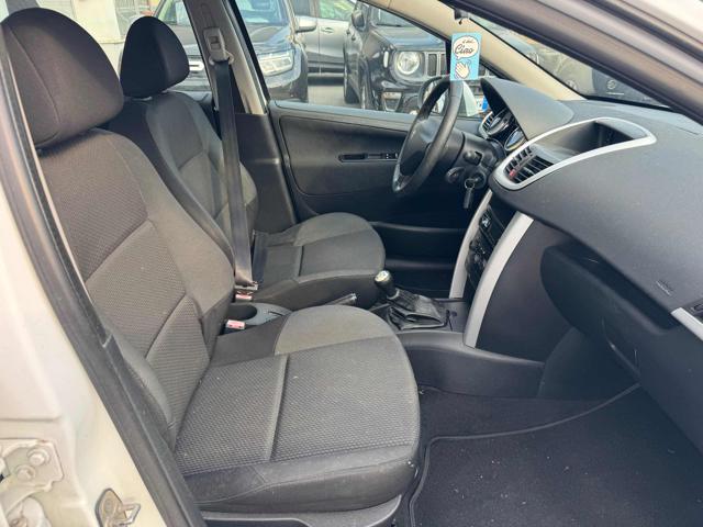PEUGEOT 207 usata, con Sedile posteriore sdoppiato