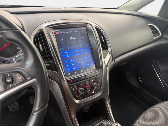 OPEL Astra usata, con Climatizzatore