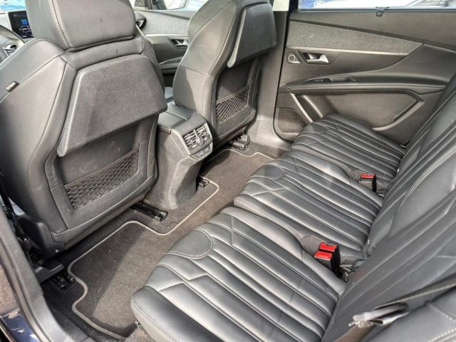 PEUGEOT 5008 usata, con Controllo automatico clima