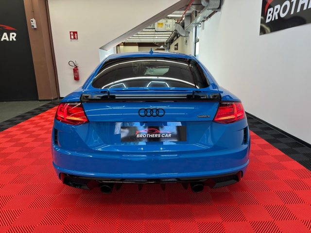 AUDI TT usata, con Autoradio