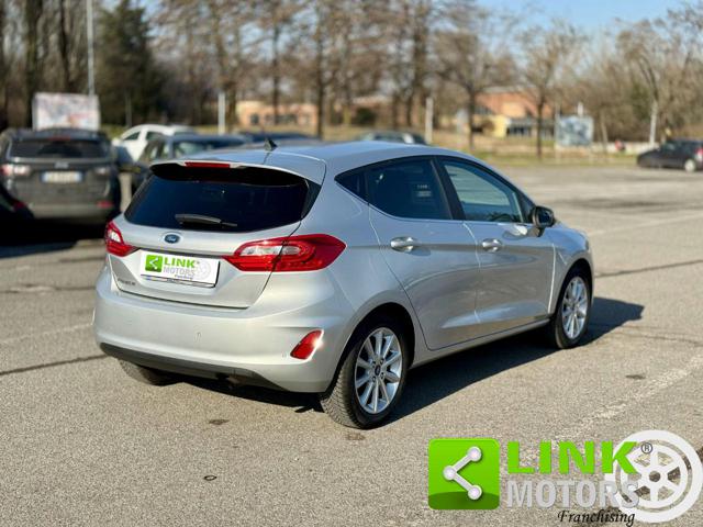 FORD Fiesta usata, con Cruise Control