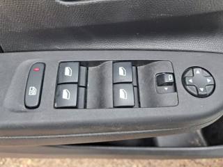 OPEL Corsa usata, con Controllo trazione