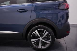 PEUGEOT 5008 usata, con Frenata d