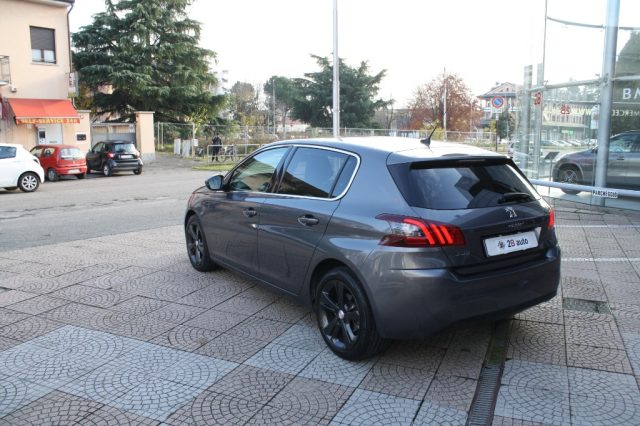 PEUGEOT 308 usata, con Airbag laterali