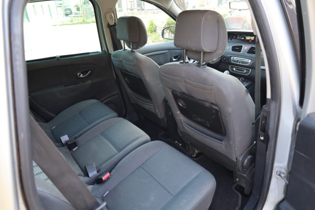 RENAULT Scenic usata 83