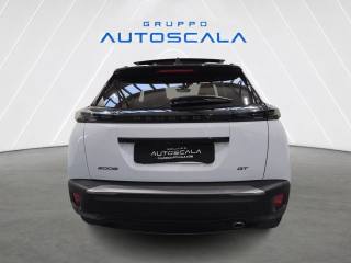 PEUGEOT 2008 usata, con Autoradio